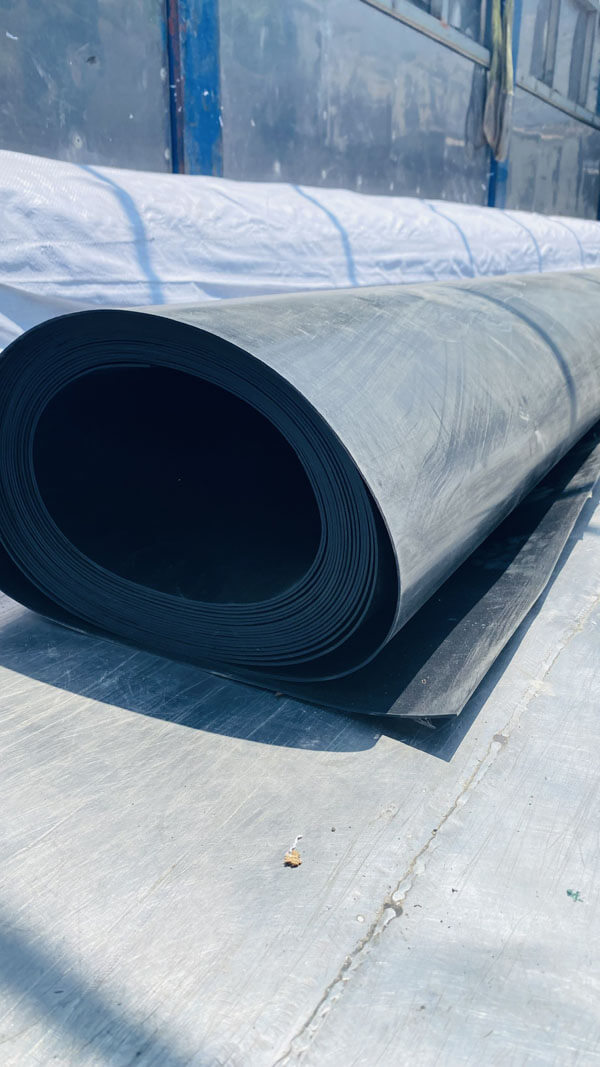 nhân tố ảnh hưởng đến giá màng chống thấm hdpe